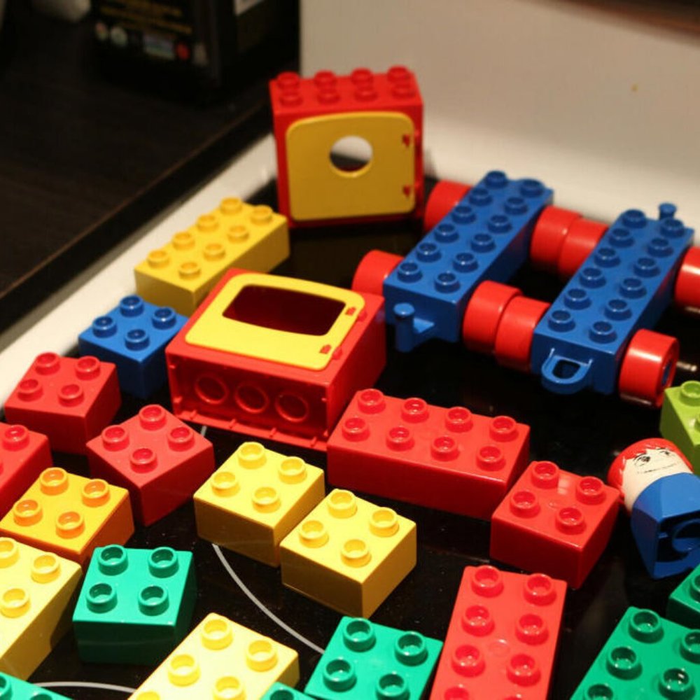 Lego Bright Multi-Color Building Brick Lot - Picture 7 of 9